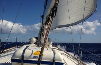 What Is Tacking & How To Tack A Sailboat How To Tack A Sailboat?